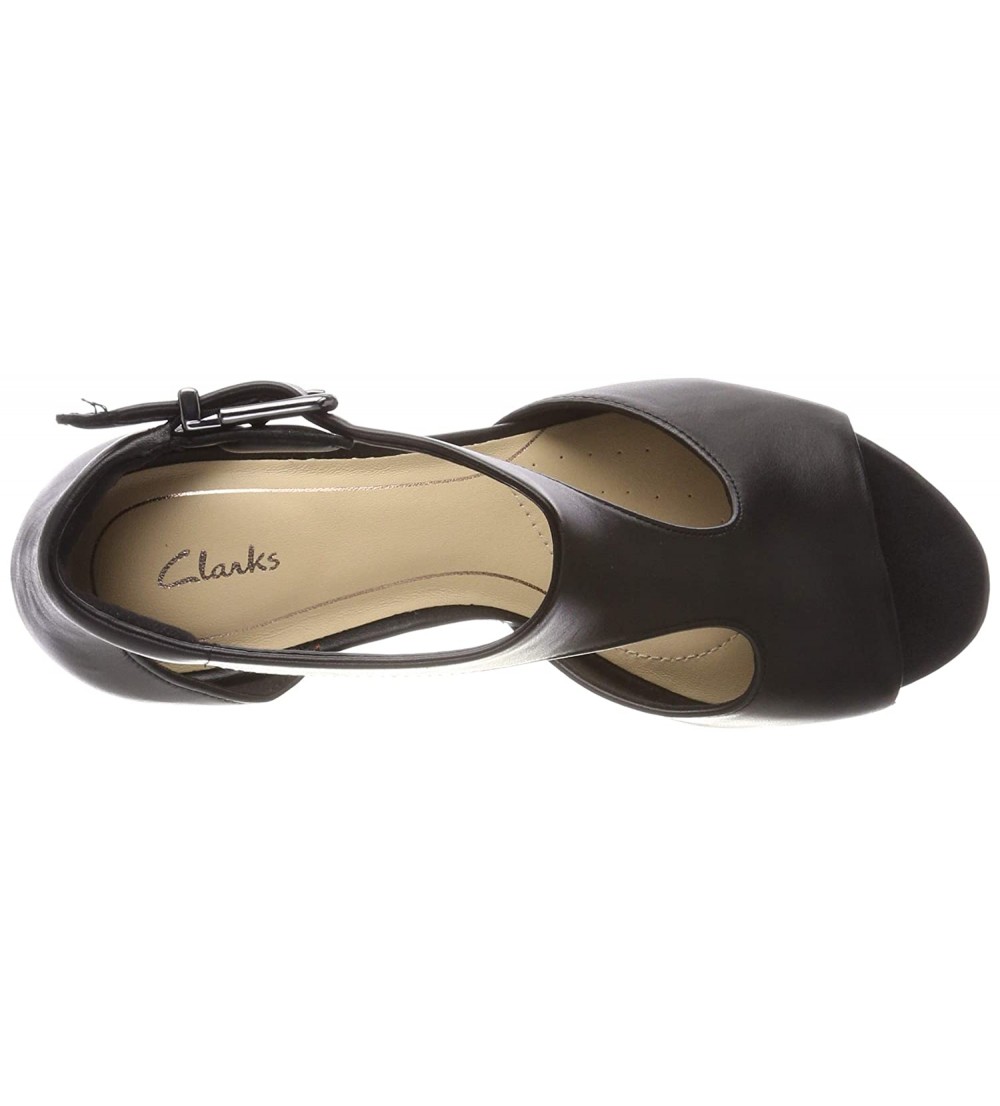 Clarks Women's Laureti Star Leather Fashion Sandals