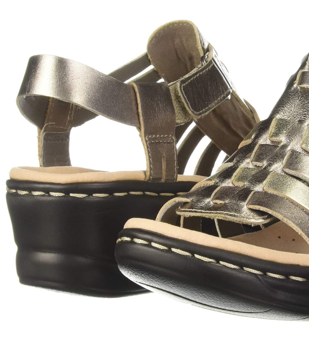 Clarks Women's Lexi Bridge Leather Fashion Sandals