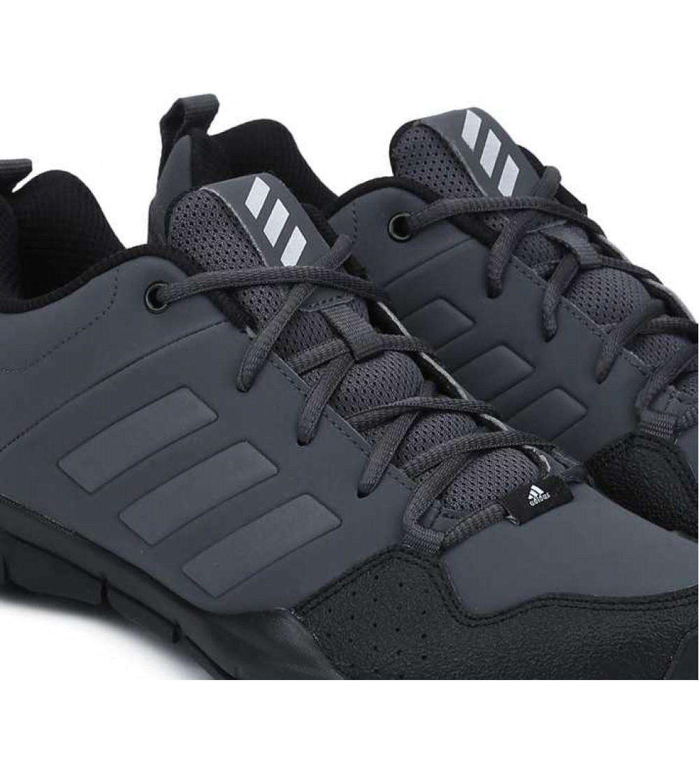 ADIDAS  ARGO TREK SS 19 Tennis Shoes For Men  (Black, Grey)